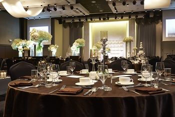 Hotel Square Ansan 4*
