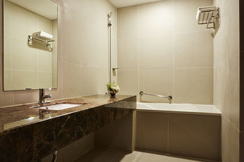 Hotel Square Ansan 4*