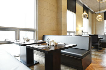 Hotel Square Ansan 4*