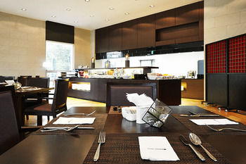 Hotel Square Ansan 4*