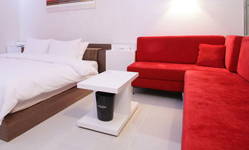Antives Hotel 3*