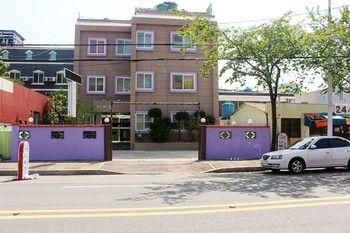 Nabijam Motel 2*