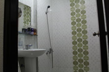 Nabijam Motel 2*