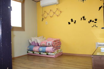 Nabijam Motel 2*