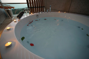 Donnaekohill Resort 3*