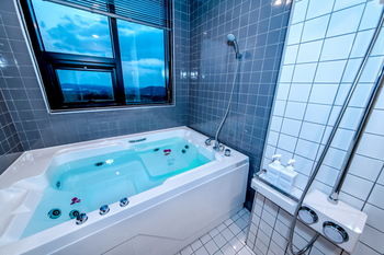 Donnaekohill Resort 3*