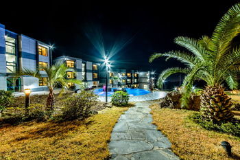 Donnaekohill Resort 3*