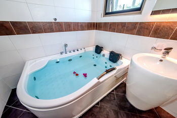 Donnaekohill Resort 3*