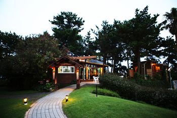 Kensington Resort Seogwipo 4*