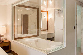 Pine Grove Hotel 3*
