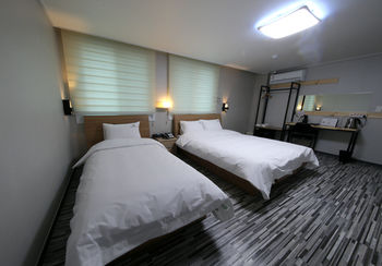 Stay Pohang Hotel 3*