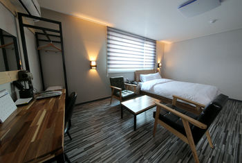 Stay Pohang Hotel 3*