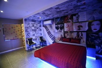 Star Motel 2*