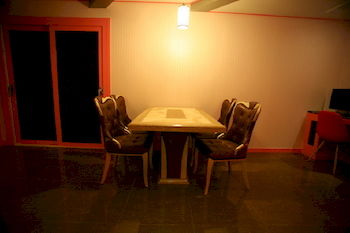 Star Motel 2*