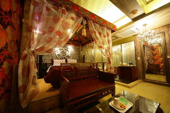 Koam Tourist Hotel 3*