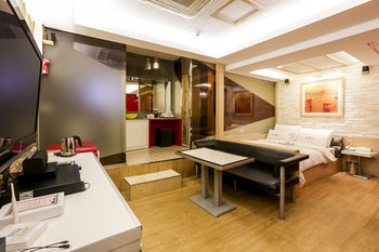 Koam Tourist Hotel 3*