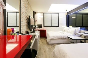 Koam Tourist Hotel 3*