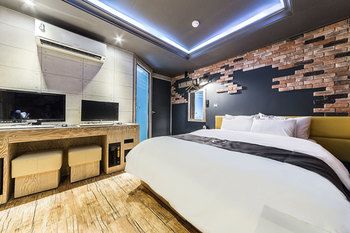 Duruwa Hotel 2*