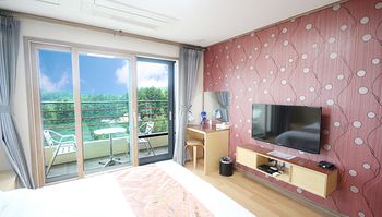 Jeju Bunker Hotel & Resort 2*