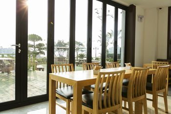 Rich Hotel 3*