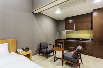 Rich Hotel 3*