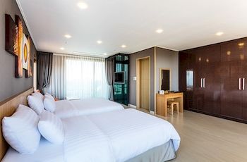 Rich Hotel 3*