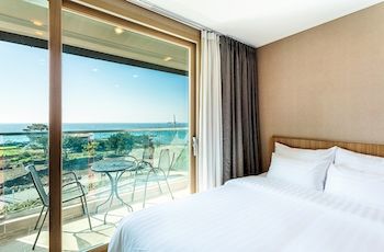 Rich Hotel 3*