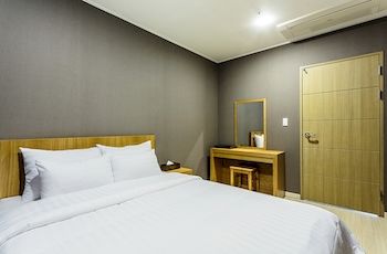 Rich Hotel 3*