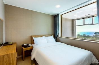 Rich Hotel 3*