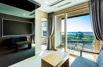 Rich Hotel 3*