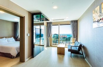 Rich Hotel 3*