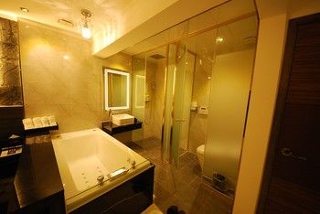 Hotel BUTI & 2*