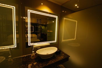 Hotel BUTI & 2*
