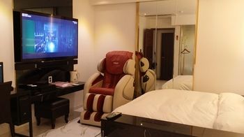 Hotel BUTI & 2*
