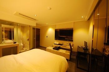 Hotel BUTI & 2*