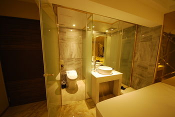Hotel BUTI & 2*
