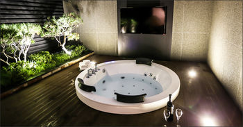 Amare Hotel Jakjeon 3*