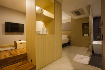 Top Cloud Hotel Suwon 3*