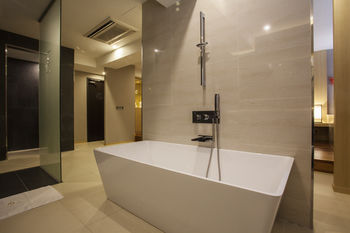 Top Cloud Hotel Suwon 3*