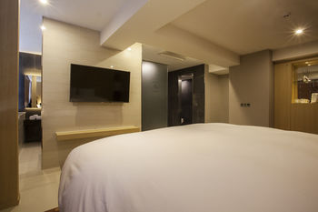 Top Cloud Hotel Suwon 3*