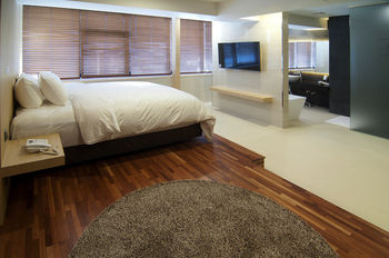 Top Cloud Hotel Suwon 3*