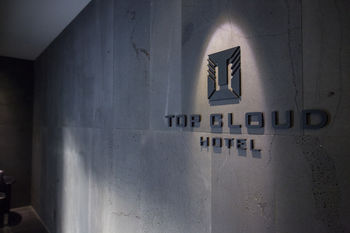 Top Cloud Hotel Suwon 3*