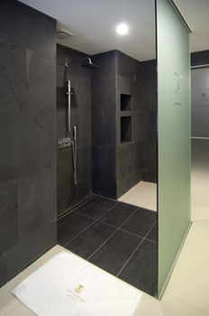 Top Cloud Hotel Suwon 3*