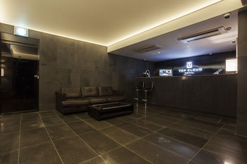 Top Cloud Hotel Suwon 3*