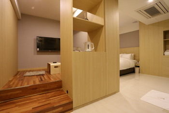 Top Cloud Hotel Suwon 3*