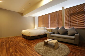 Top Cloud Hotel Suwon 3*