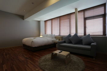 Top Cloud Hotel Suwon 3*