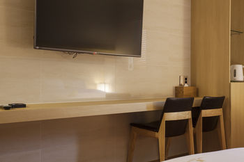 Top Cloud Hotel Suwon 3*