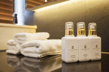 Top Cloud Hotel Suwon 3*
