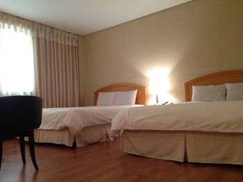 Daedong Hotel 2*